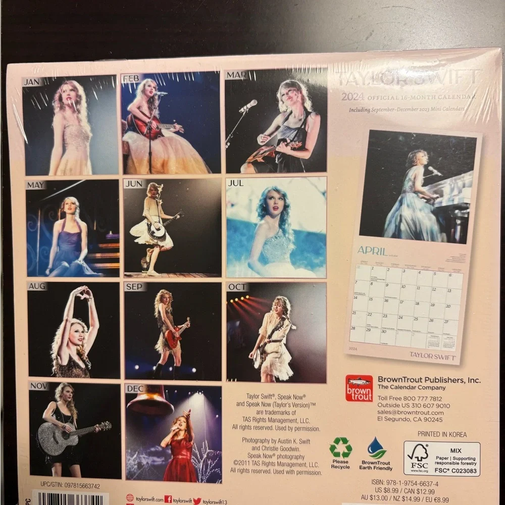 Taylor Swift Mini Calendar-2024 - Picture 2 of 2